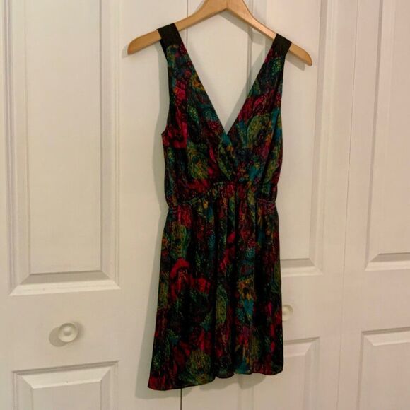 BCBGeneration Multi Color Viridian V Neck Faux Wrap Mini Dress Small - Picture 9 of 12